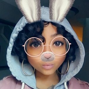 Meet your Posher, Vanessa